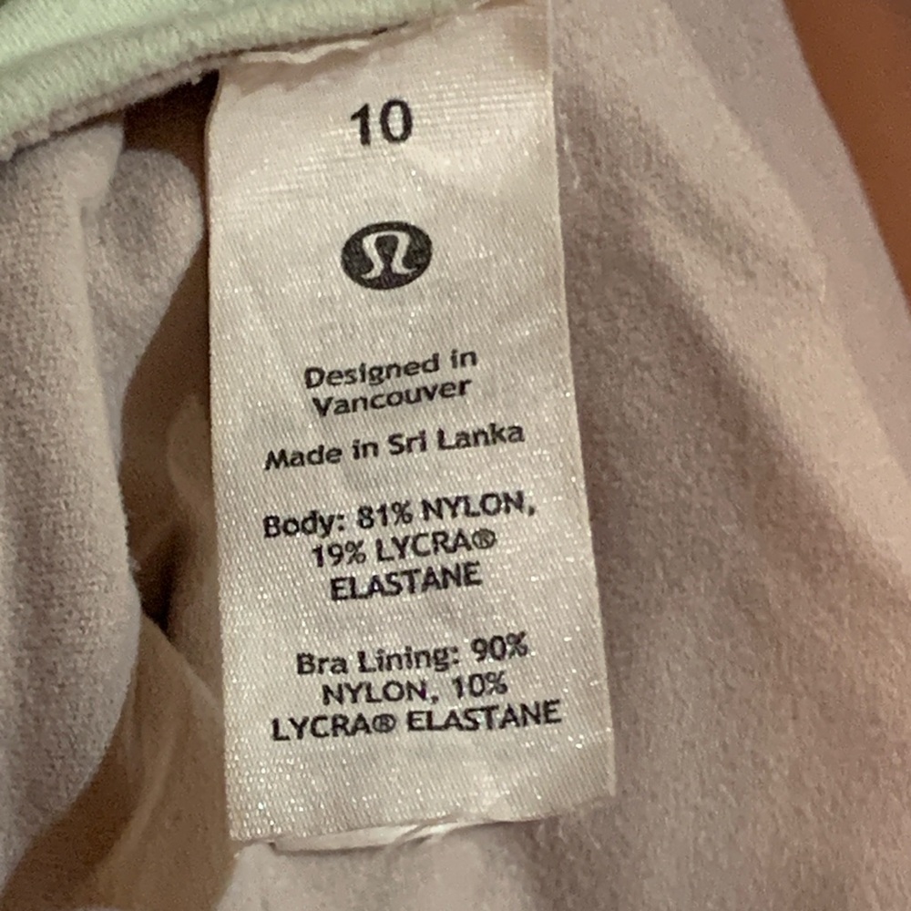 Lululemon Sweet Awakenings Bra Light Green Sz 10 Missing Pads - Picture 4 of 4